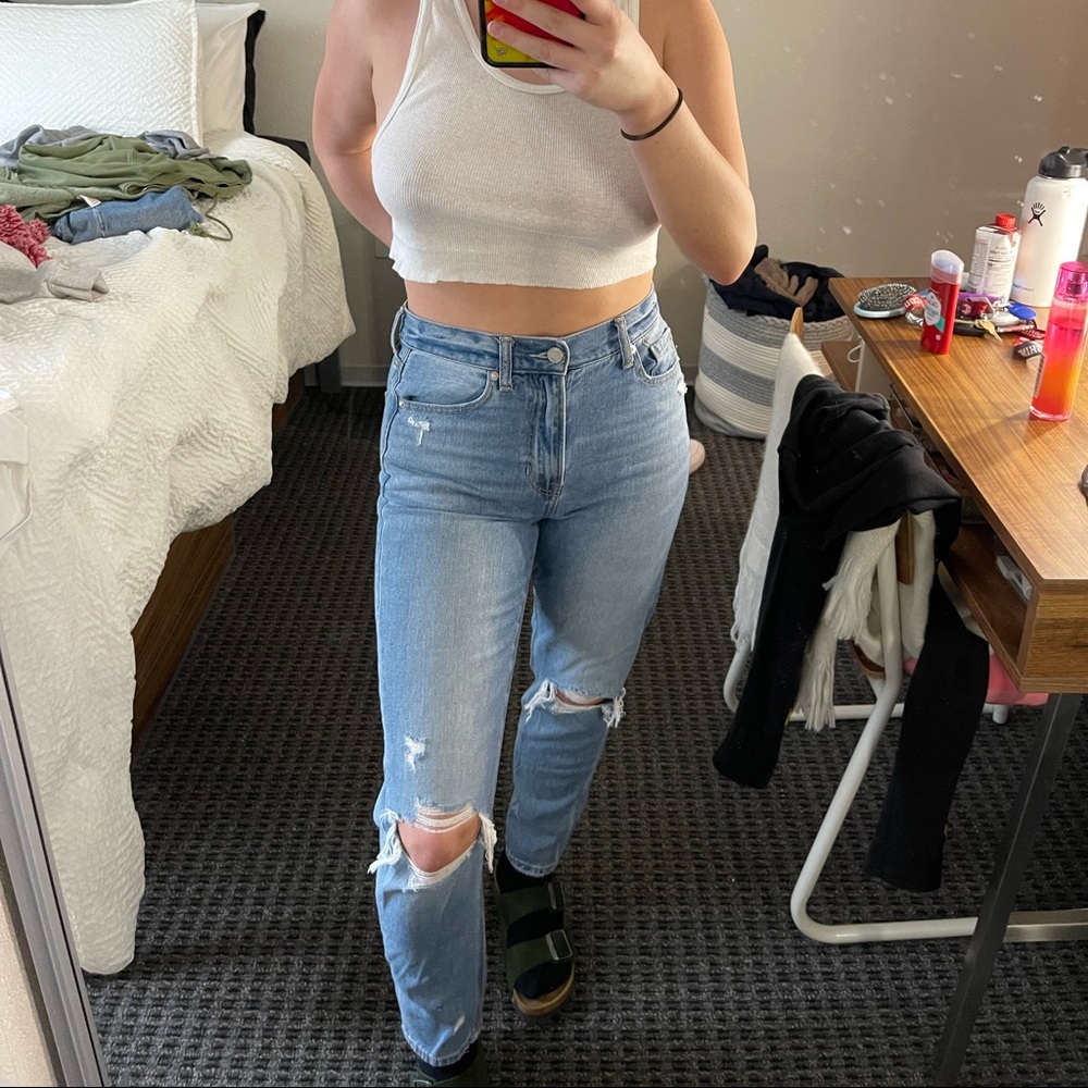 american eagle mom jeans